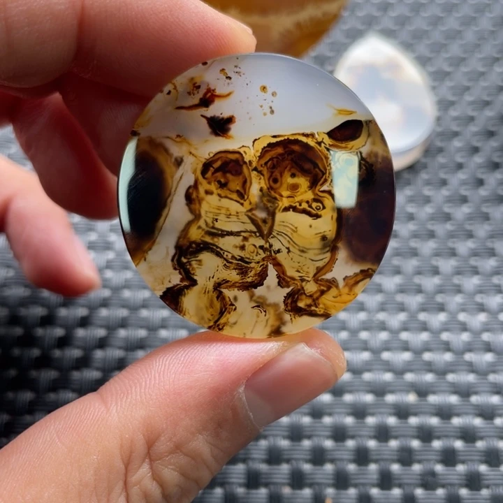 林***红玛瑙/玉髓未镶嵌颈饰