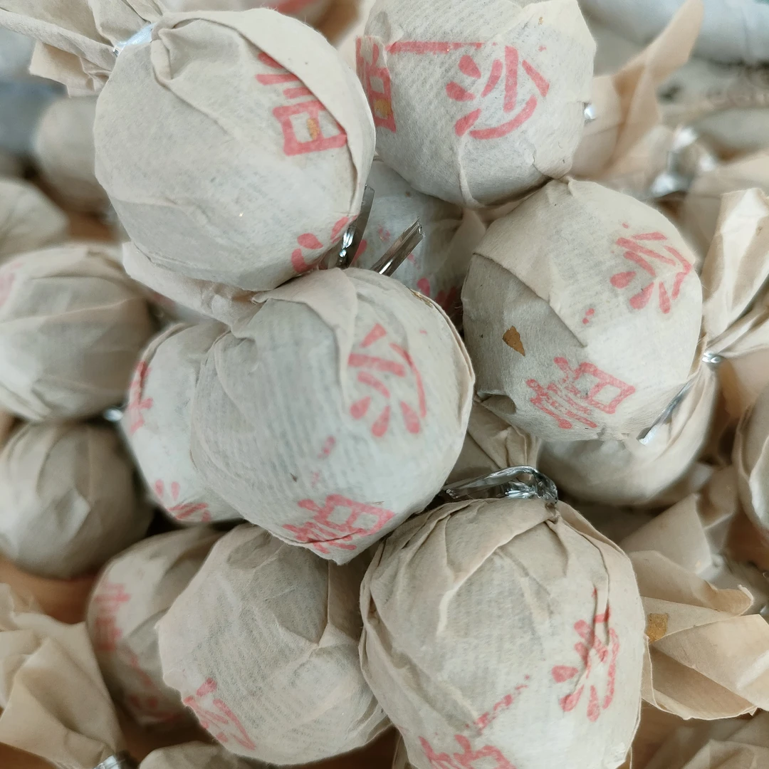 国艳普洱 2018年 帕沙古树龙珠 普洱茶生茶 320克/罐