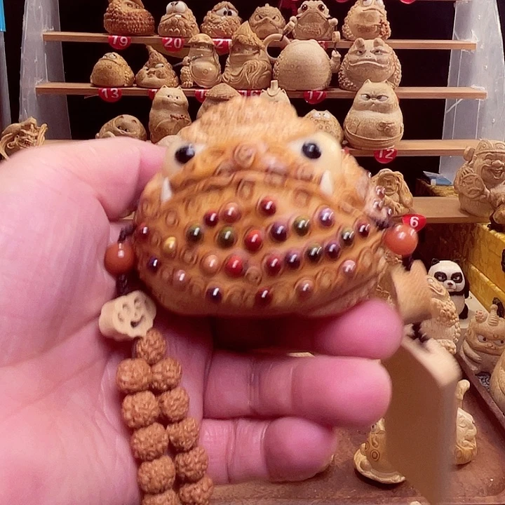 ：***川竹竹根雕金蟾手把件