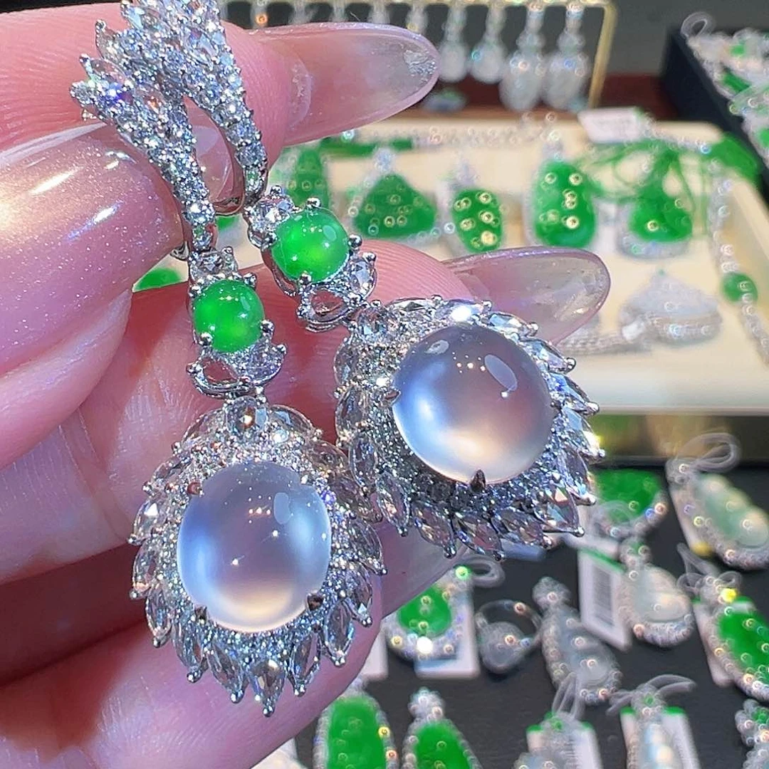 翡翠耳环18K金镶嵌翡翠