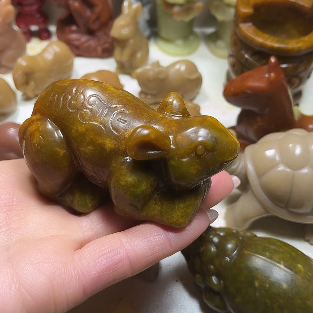 白玉菩提吊坠白玉菩提吊坠