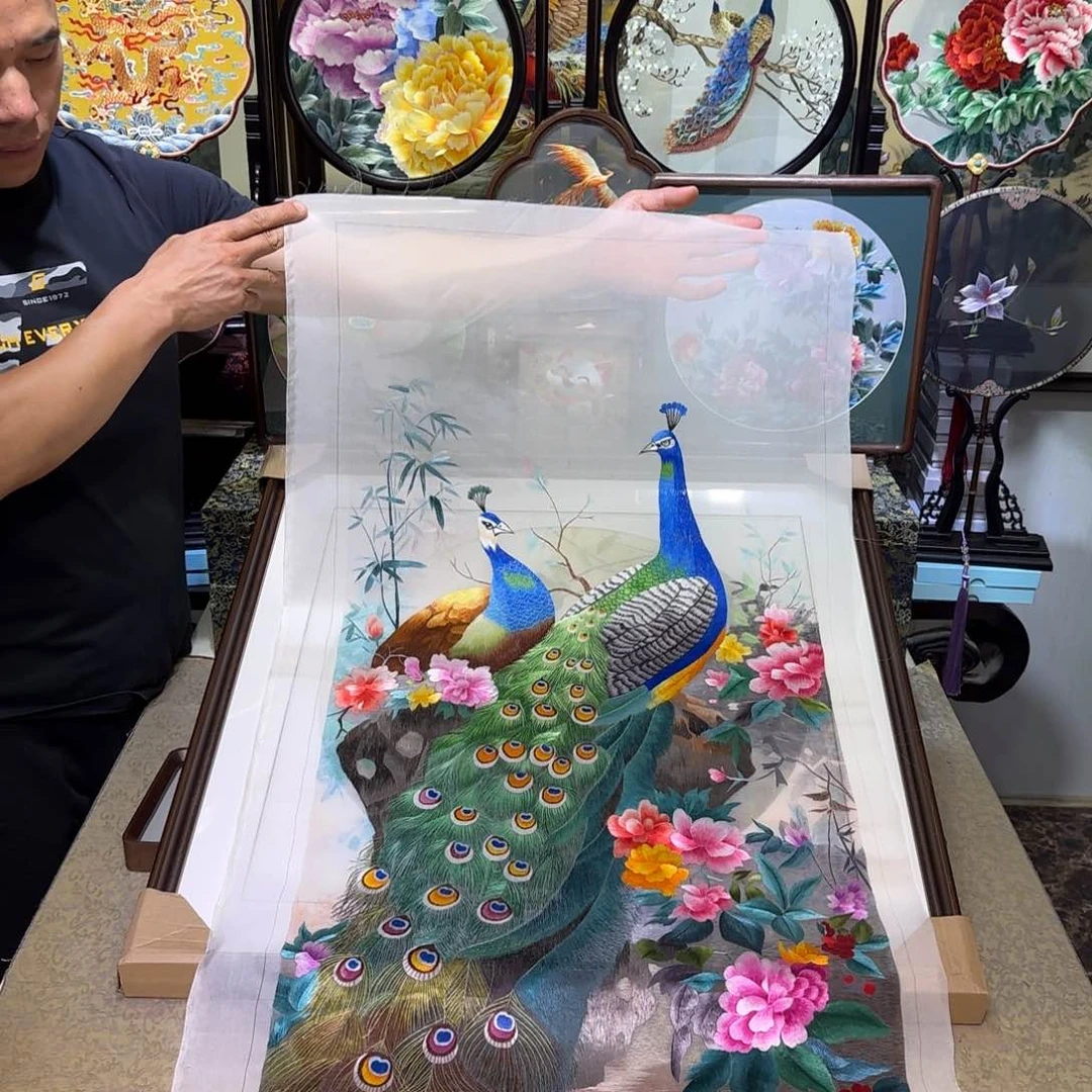 刺绣刺绣工艺精湛