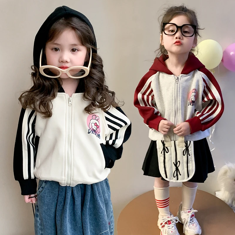 女童休闲外套2025新款儿童春秋装韩版洋气女宝宝春季卡通连帽上衣