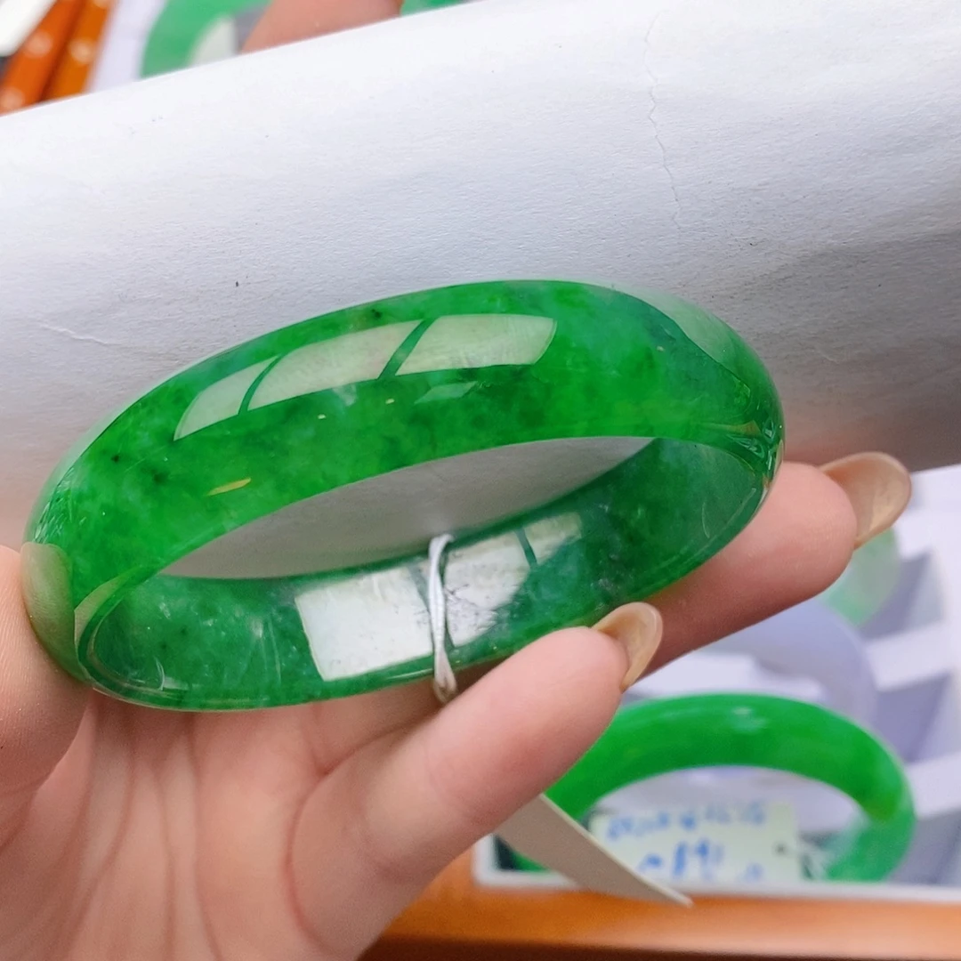 翡翠未镶嵌手镯58