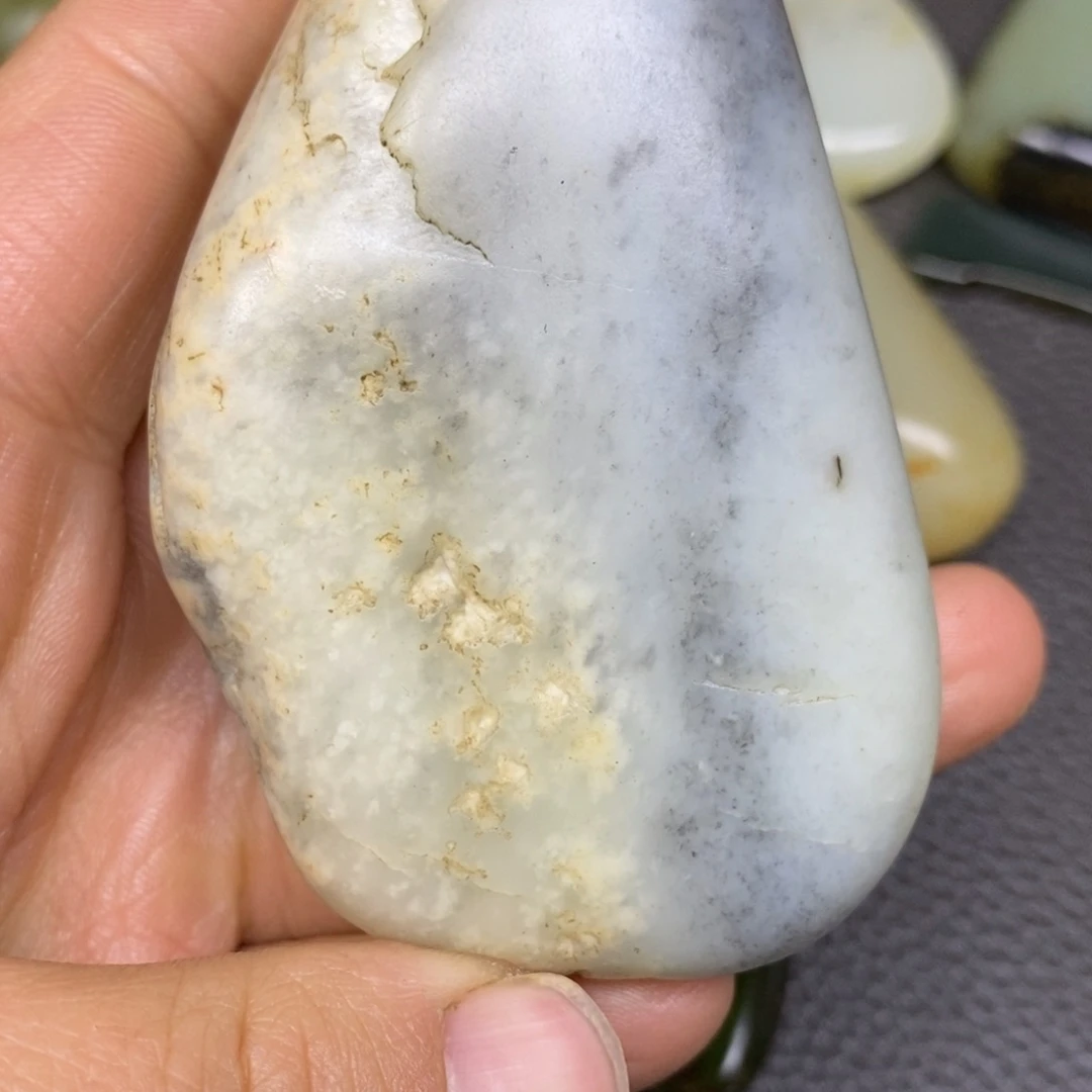 和田玉挂件^_^未镶嵌