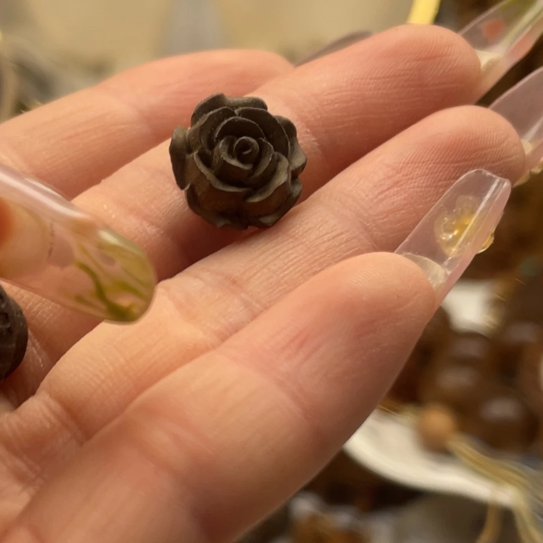 檀香木其他阴沉玫瑰花