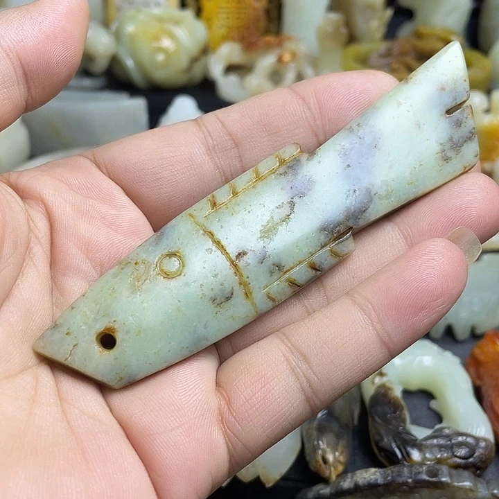 颈饰未镶嵌和田玉