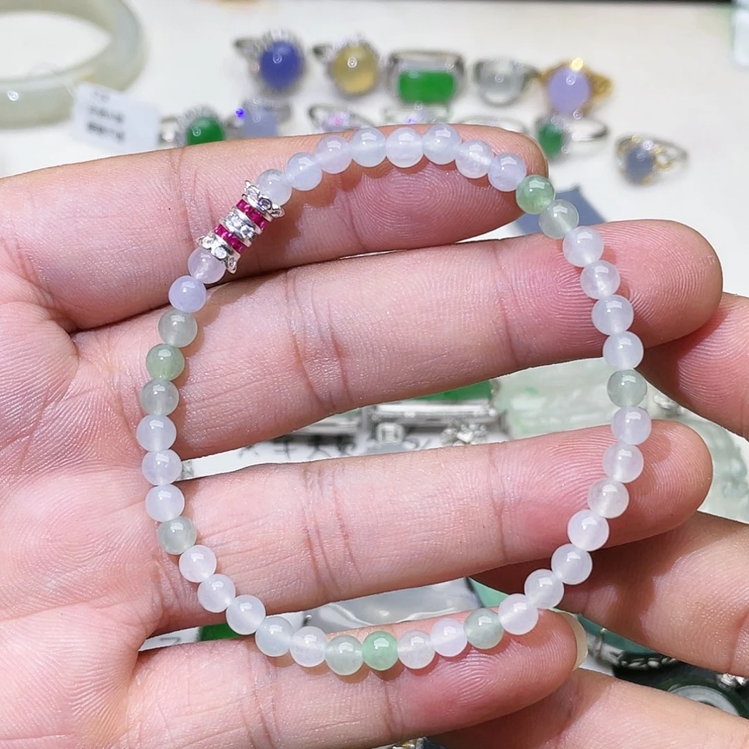 翡翠未镶嵌颈饰回流