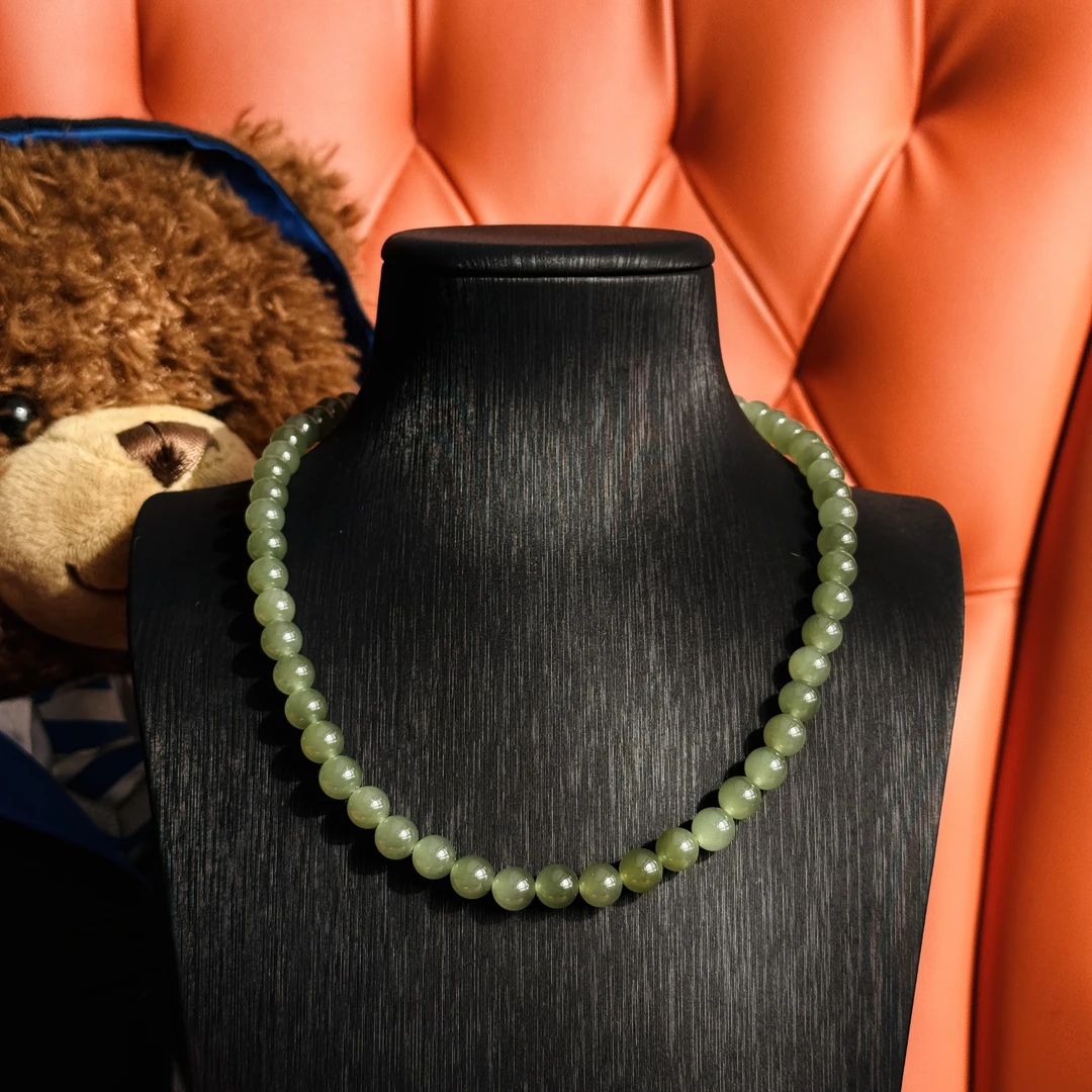 壹屿珠宝 9997 和田玉典藏碧玉颈饰