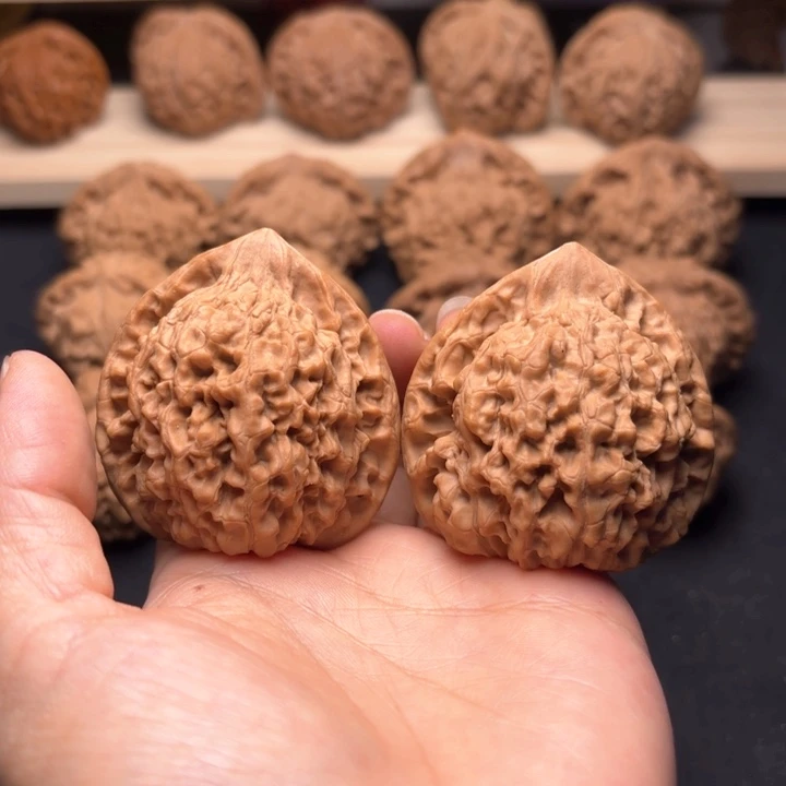 大***儿文玩核桃把件47官帽