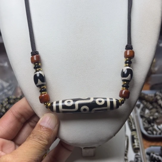 清***茶玛瑙/玉髓未镶嵌颈饰