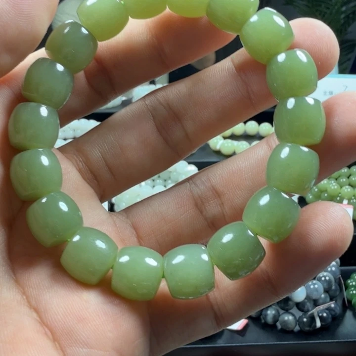 未镶嵌手链和田玉