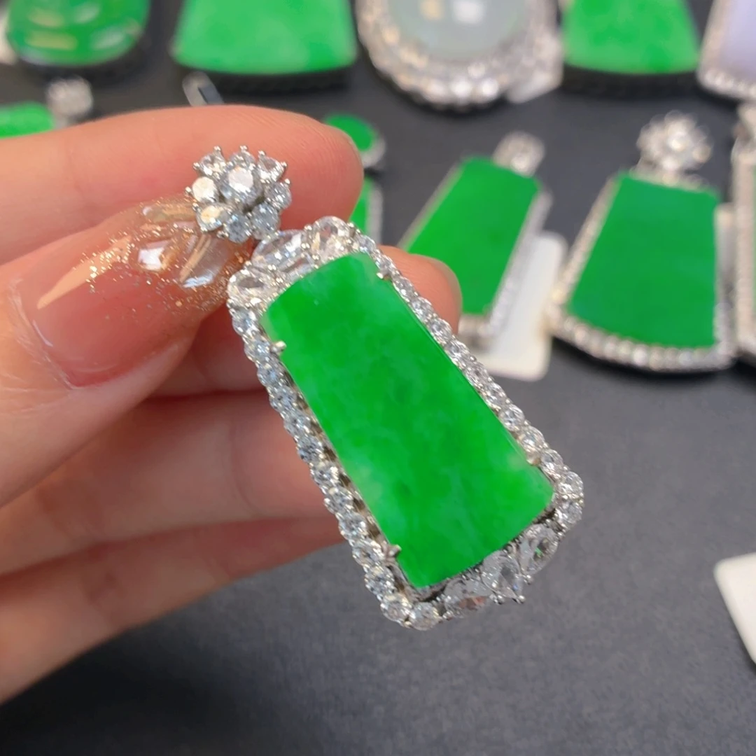 翡翠银S925镶嵌颈饰