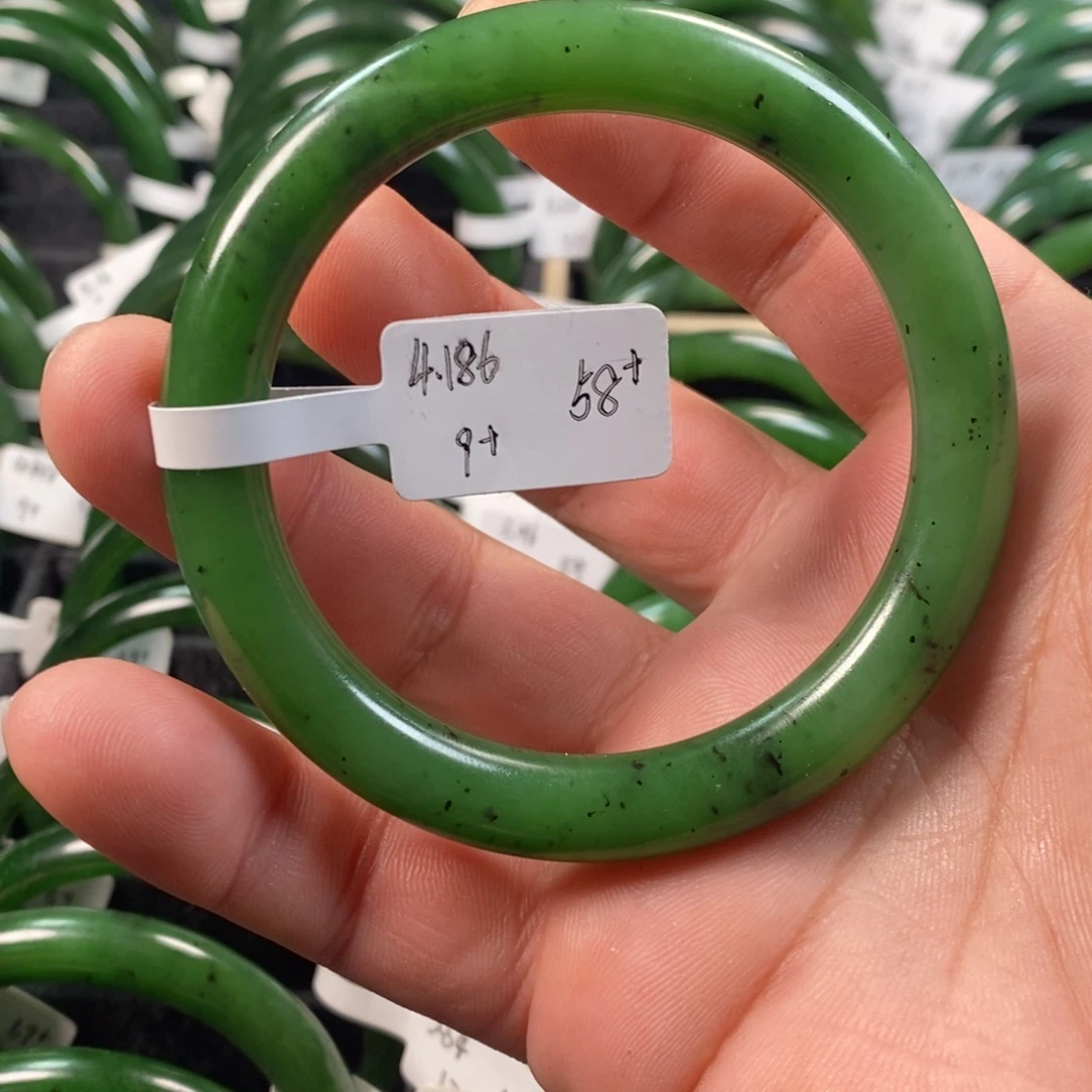 和田玉（碧玉）未镶嵌手镯58