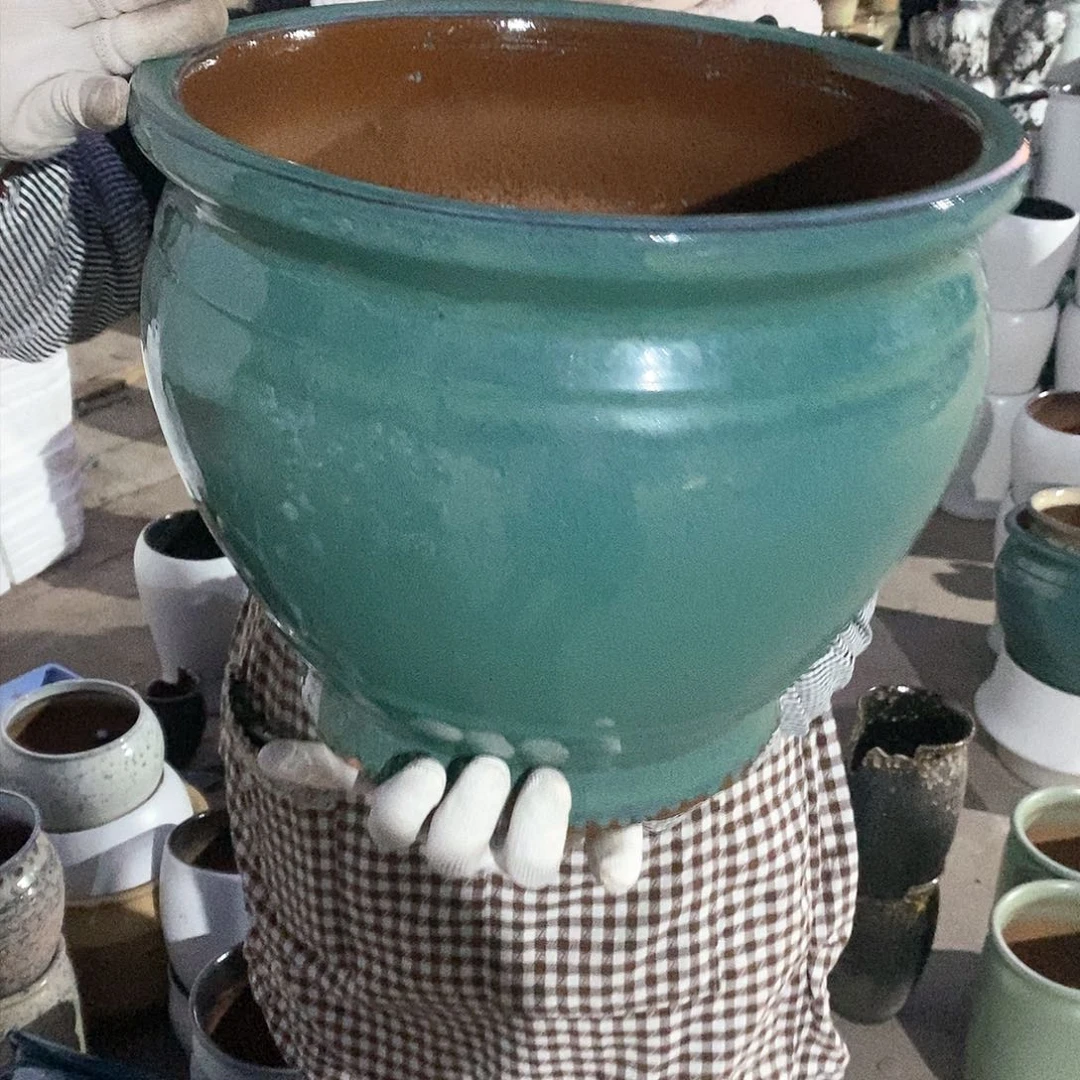 紫砂花盆瑕疵口33高27