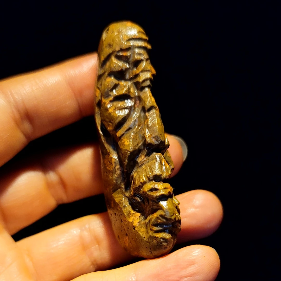 一斗光/纯手工雕刻/手把件/摆件/艺术品/吊坠/挂坠/原石雕刻/石刻