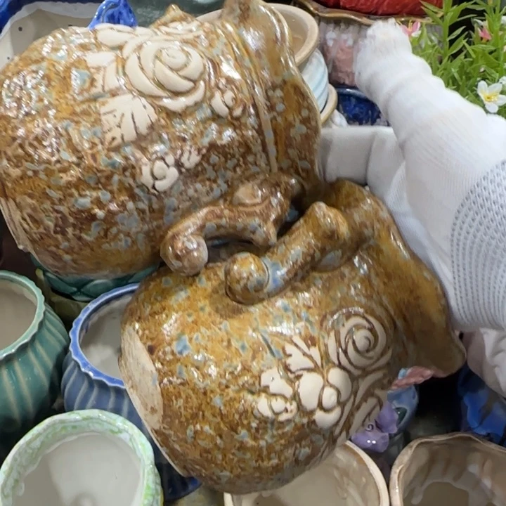 凑9块包邮，有孔，不清楚找客服