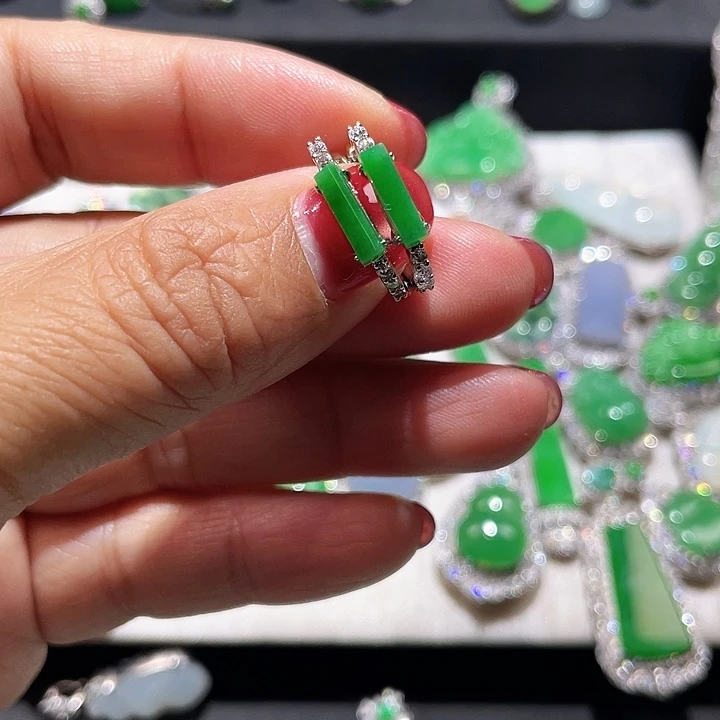 翡翠银S925镶嵌颈饰