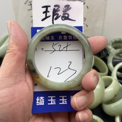 未镶嵌蛇纹石玉手镯