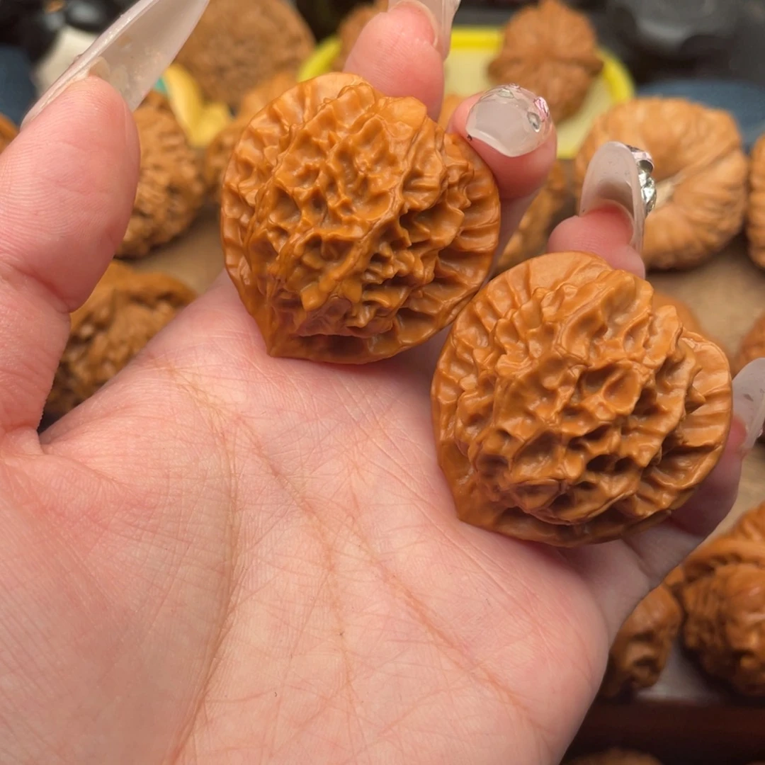 文玩核桃把件全品，龙鳞纹38
