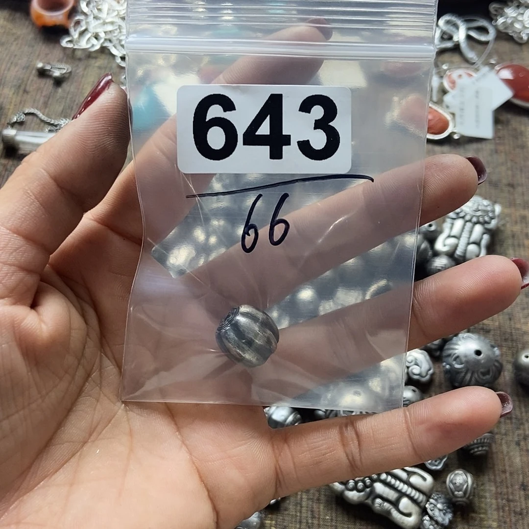 【闪购商品】翡翠戒指未镶嵌莫*冯配件