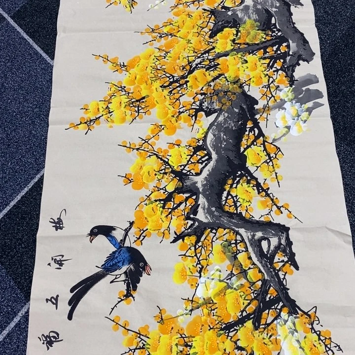 手绘作品等多种形式进行