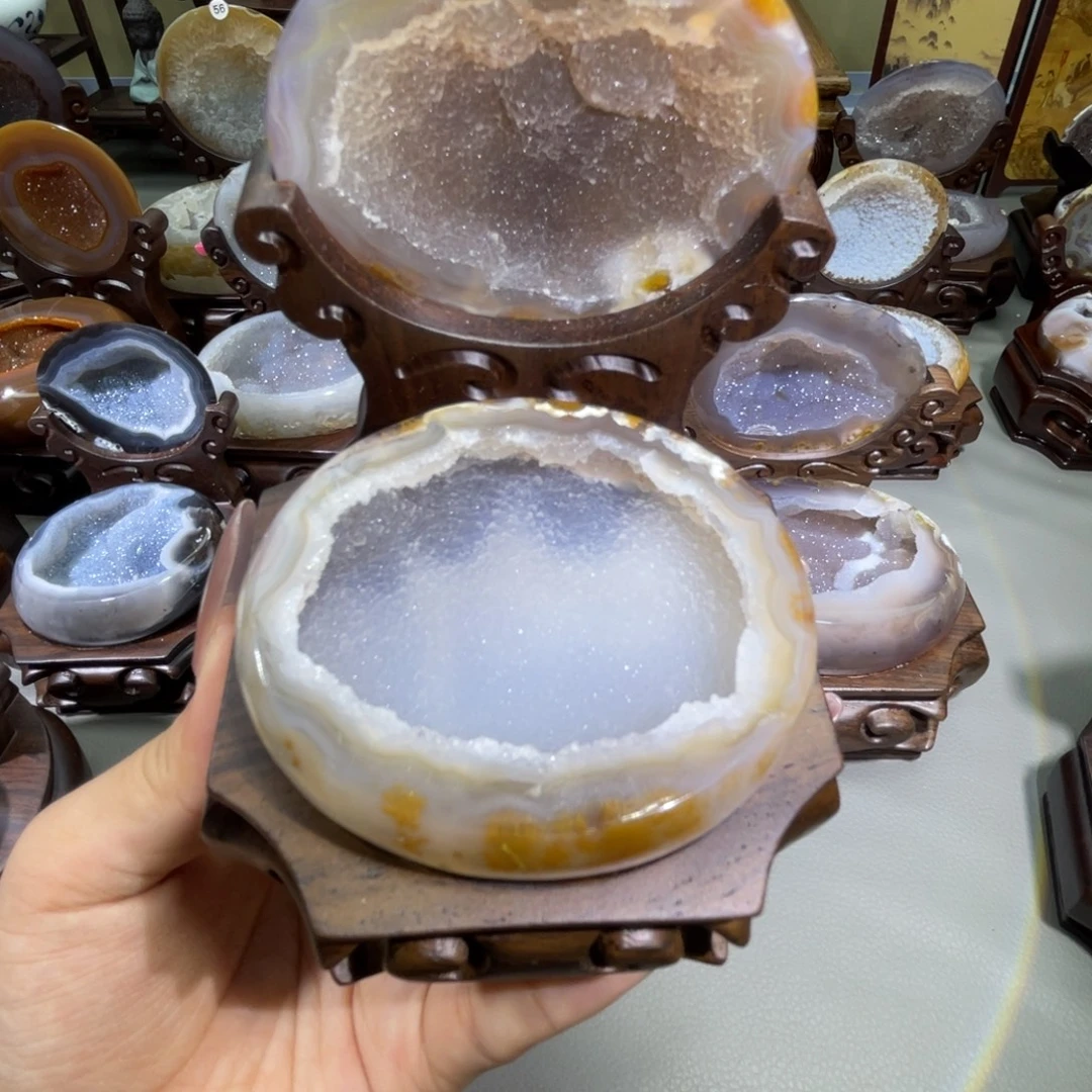 大型摆件（非配饰）水晶未镶嵌聚宝盆