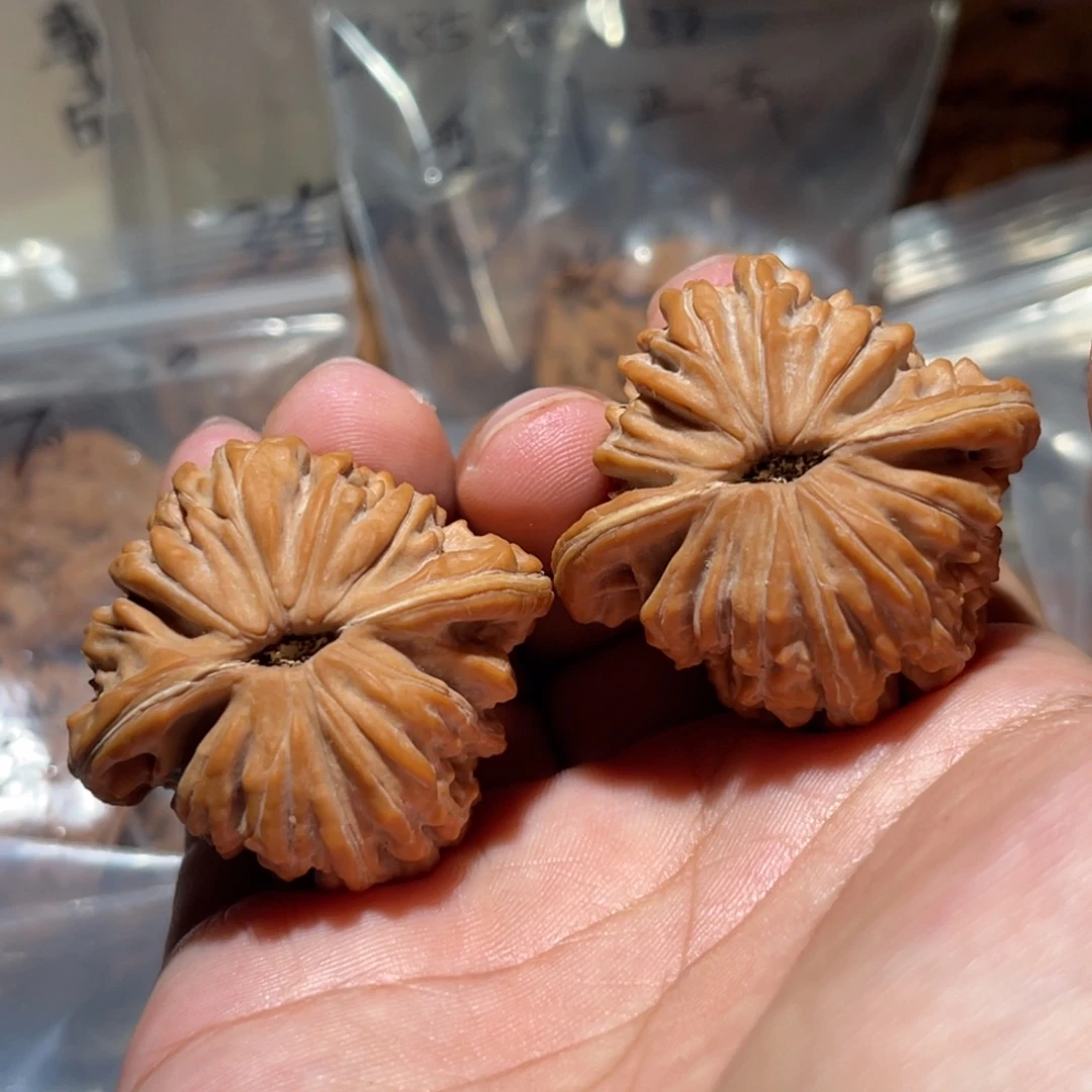 星***河吊坠文玩核桃39.5蓟县楼核桃