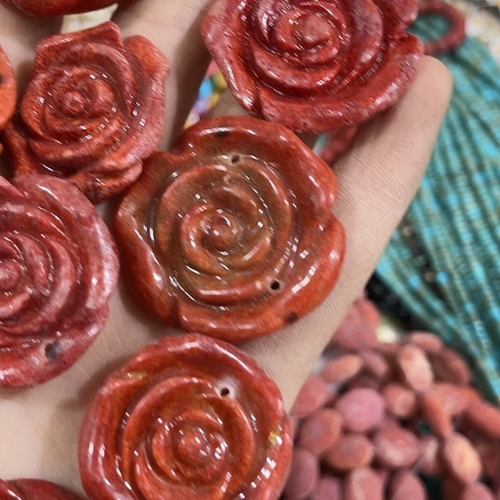 贝壳非金属2颗雕刻花