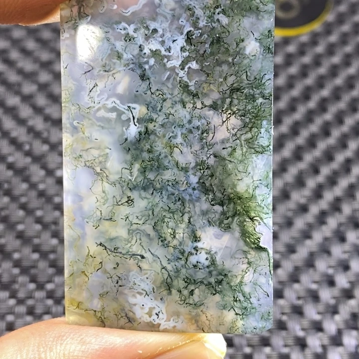 用***8玛瑙/玉髓未镶嵌玛瑙