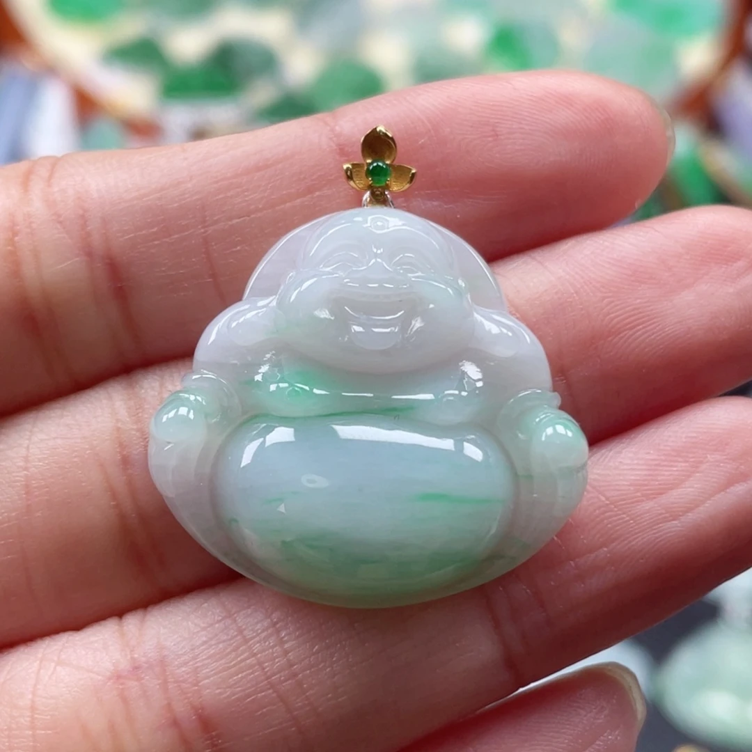 颈饰18K金镶嵌翡翠佛公