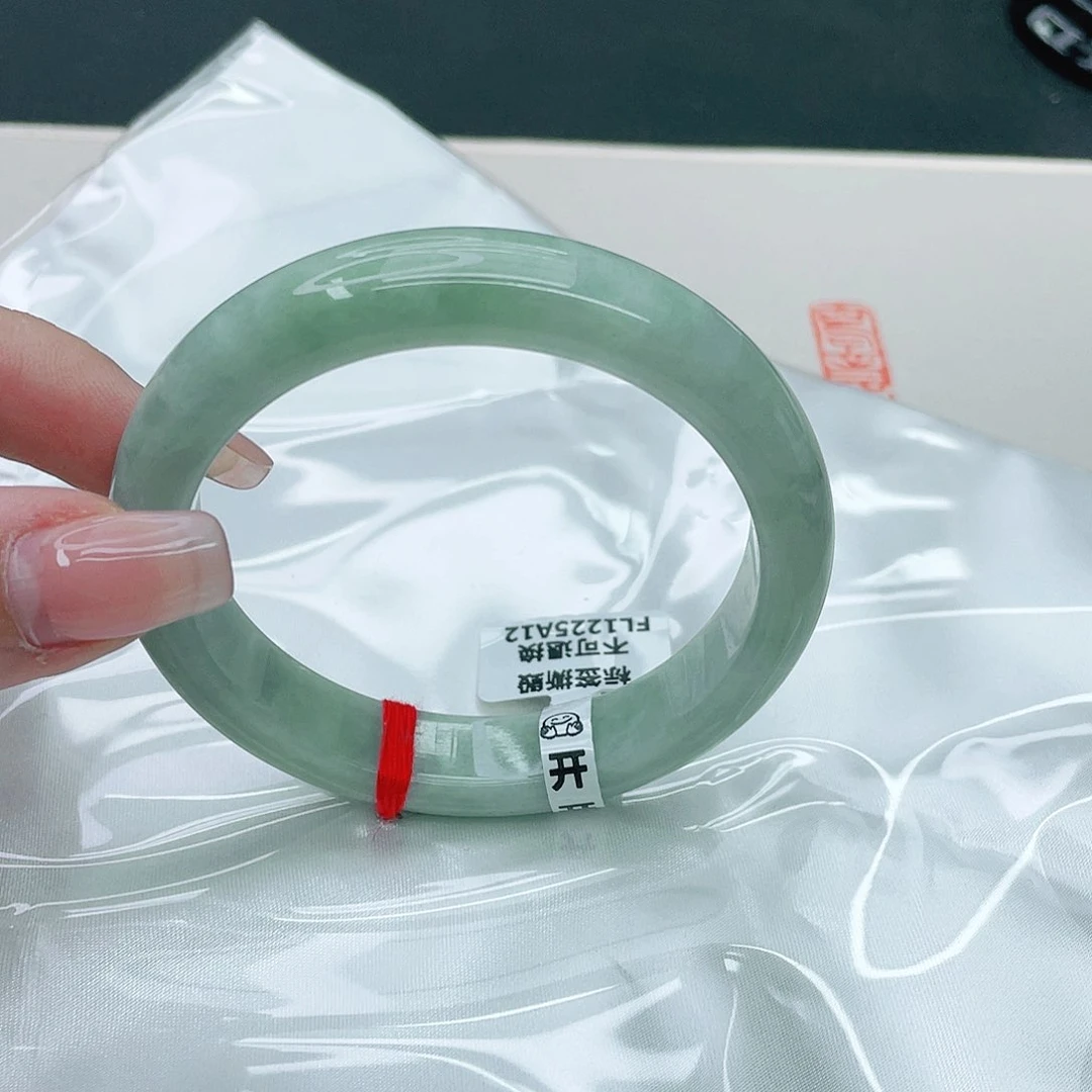 翡翠手镯未镶嵌正59