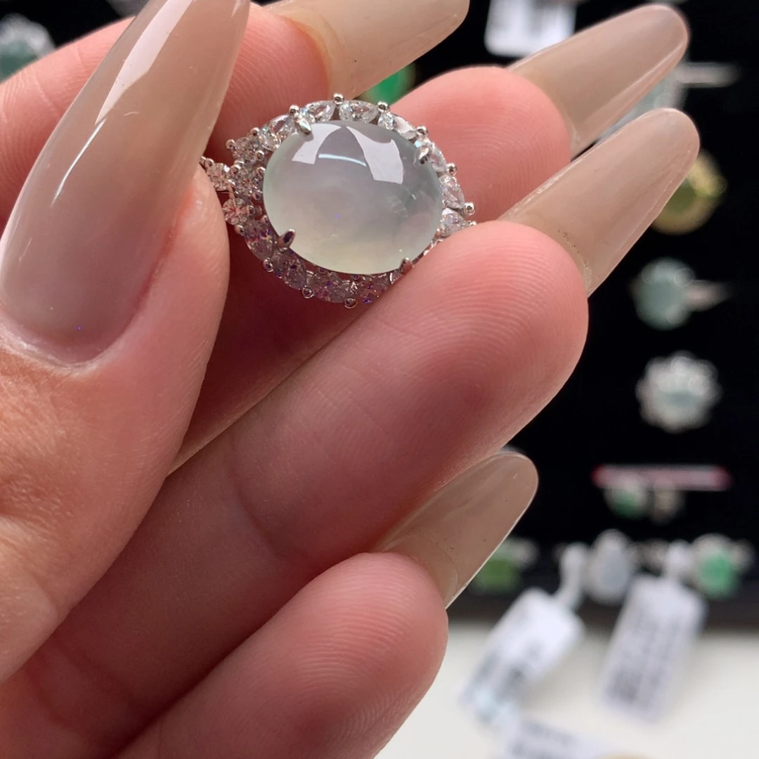 颈饰银S925镶嵌翡翠有纹