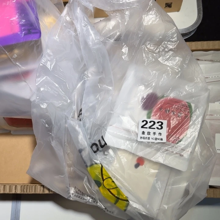 唔***.摆件哈哈哈哈哈哈223