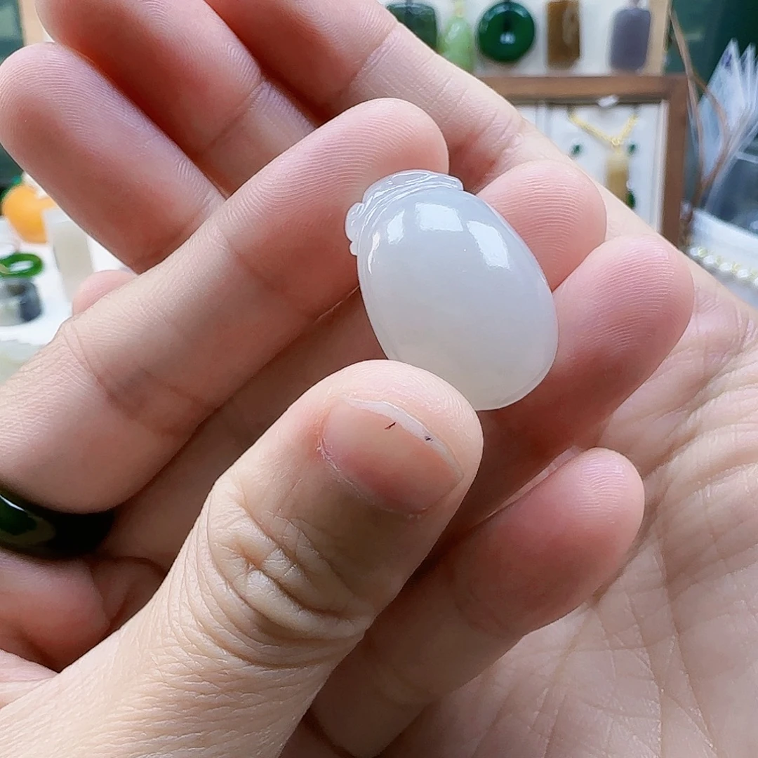 和田玉未镶嵌吊坠(不含链)