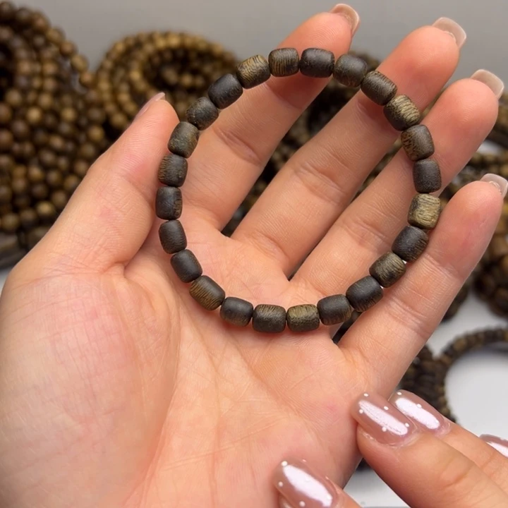 沉香碎屑沉香种植奇楠卡06➕，99结油