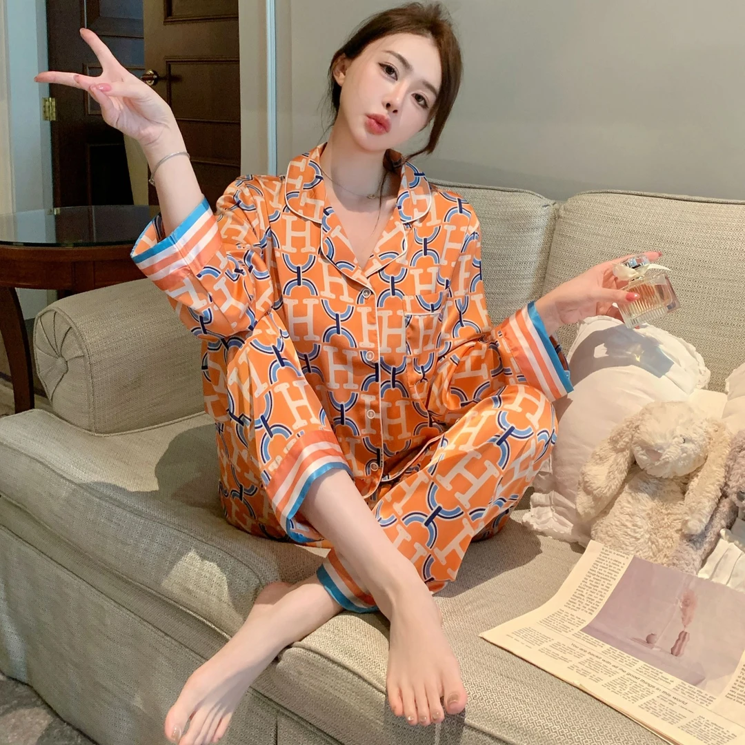 睡衣女春秋长袖网红爆款2025年新款高级感轻奢家居服两件套装