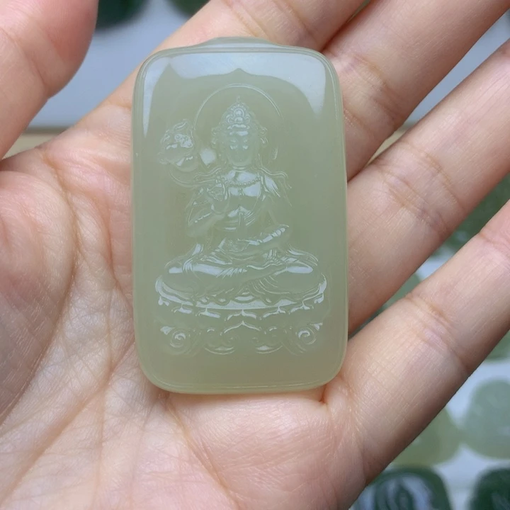 〈***〉颈饰未镶嵌和田玉