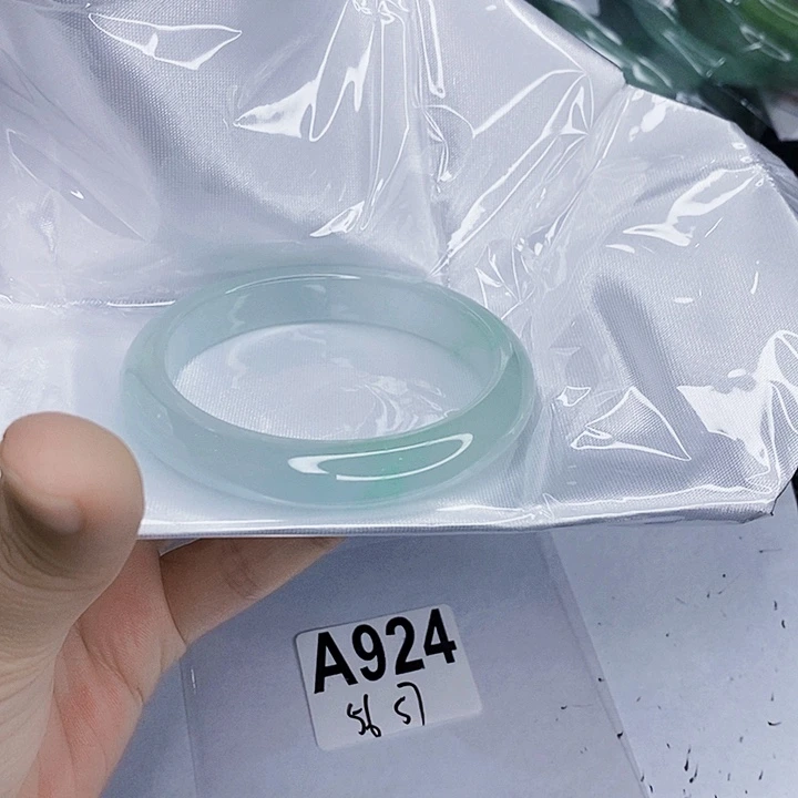 翡翠未镶嵌手镯一图一物实物为准