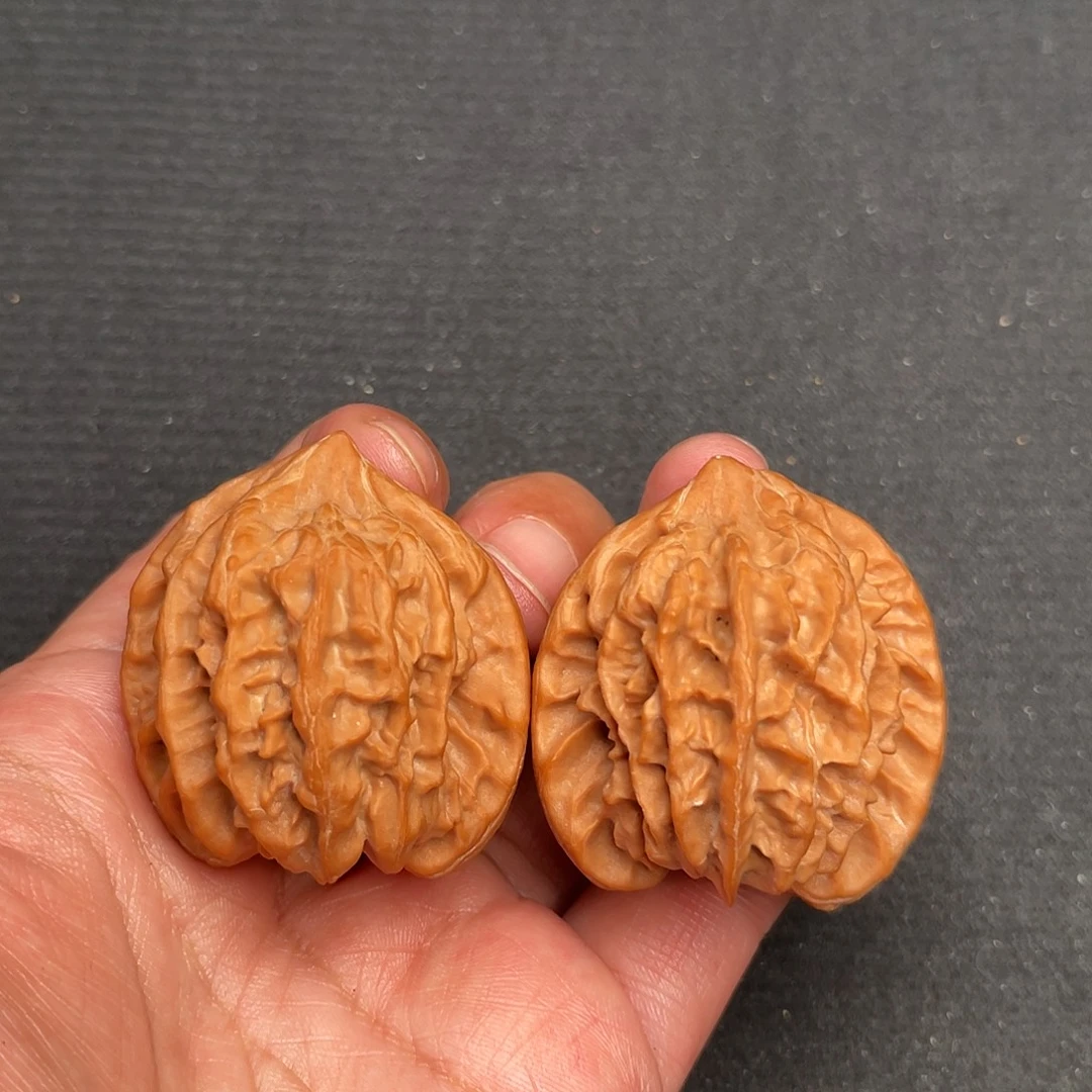 把件桃核39×39全品头茬曹大龙A436