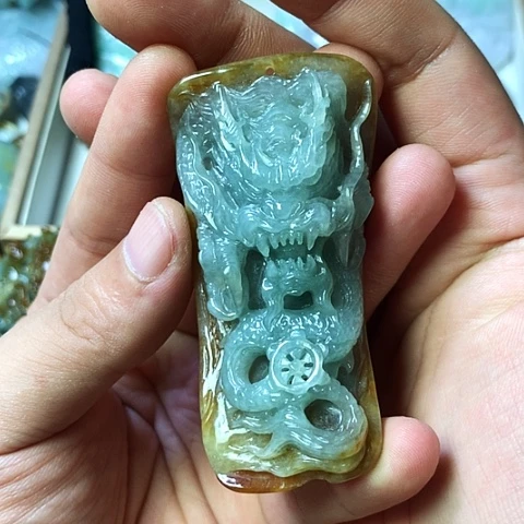 颈饰未镶嵌翡翠福豆豆珠宝翡翠颈饰