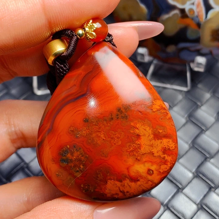 玛瑙/玉髓颈饰未镶嵌！**，