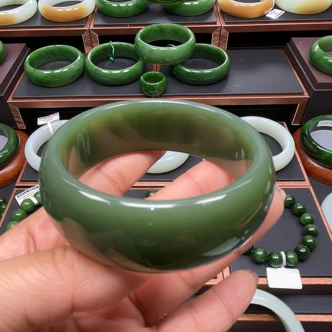 和田玉未镶嵌手镯6061