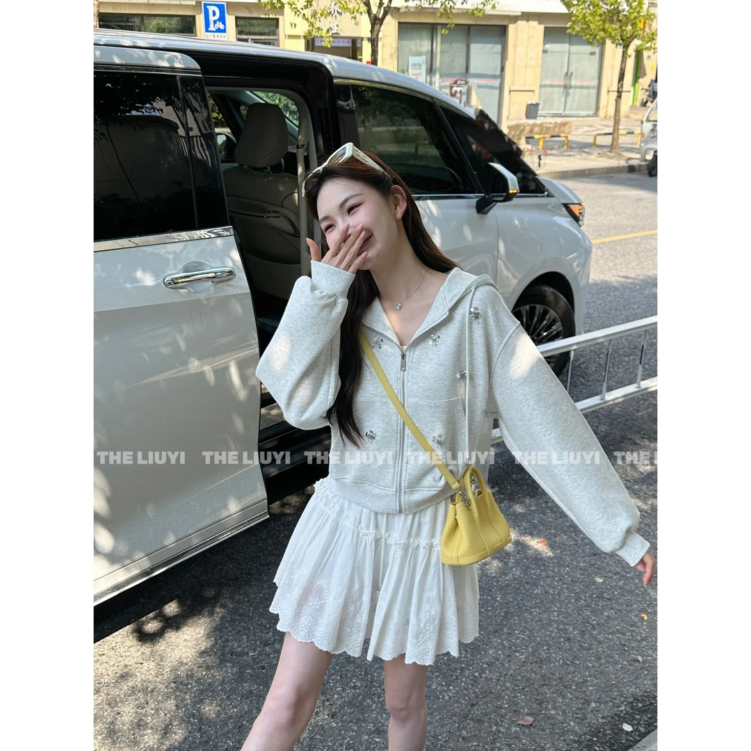 【LIUYI】重工钉珠卫衣~春季重工刺绣连帽卫衣外套53013