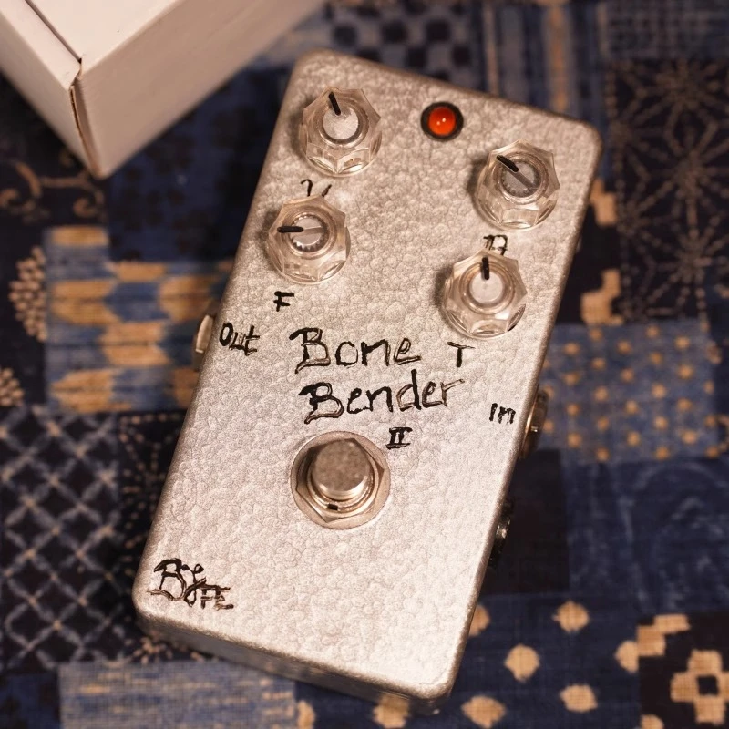 bjfe Bone Bender fuzz法兹 手工单块效果器