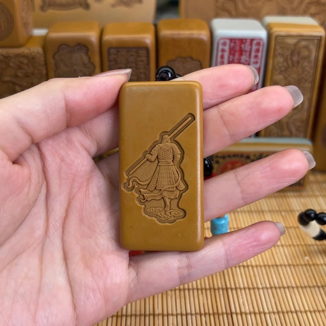 石材，本小心翼翼哟哟哟摸摸摸一下