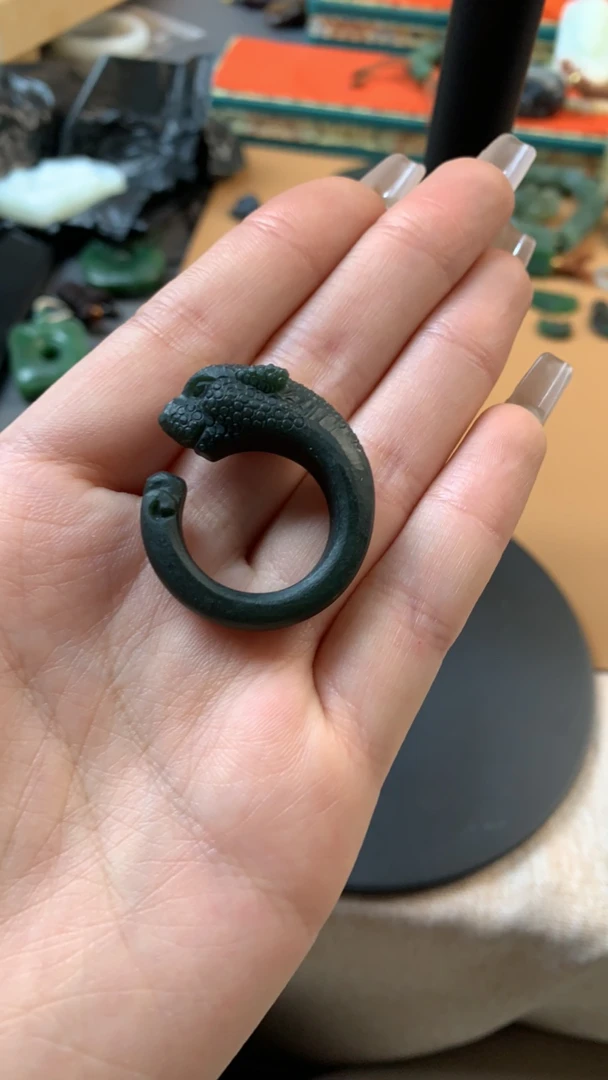 （精品和田玉挂件