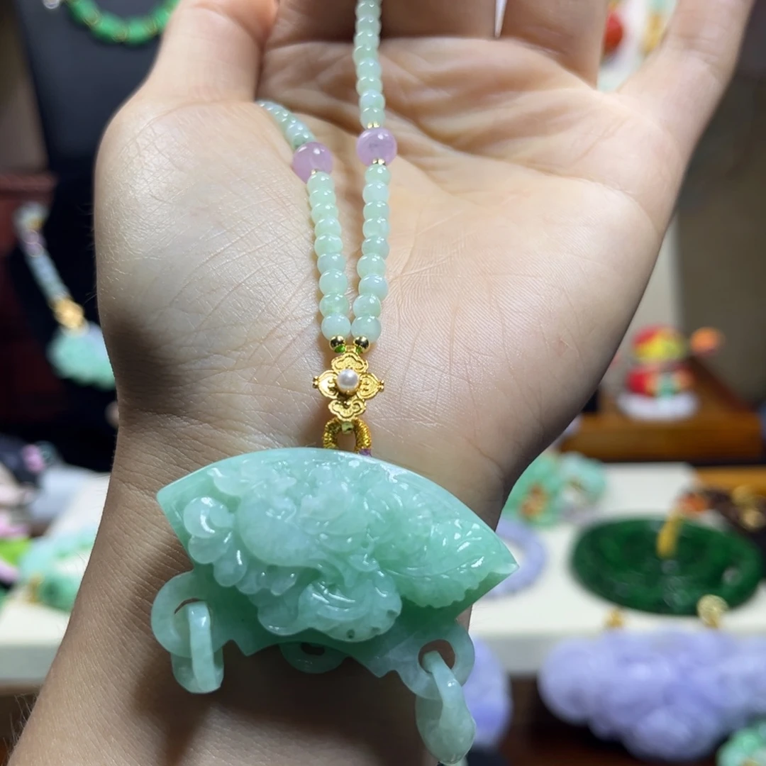 翡翠未镶嵌颈饰天然翡翠