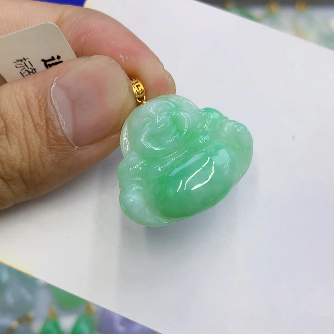 18K金镶嵌挂件翡翠翡翠