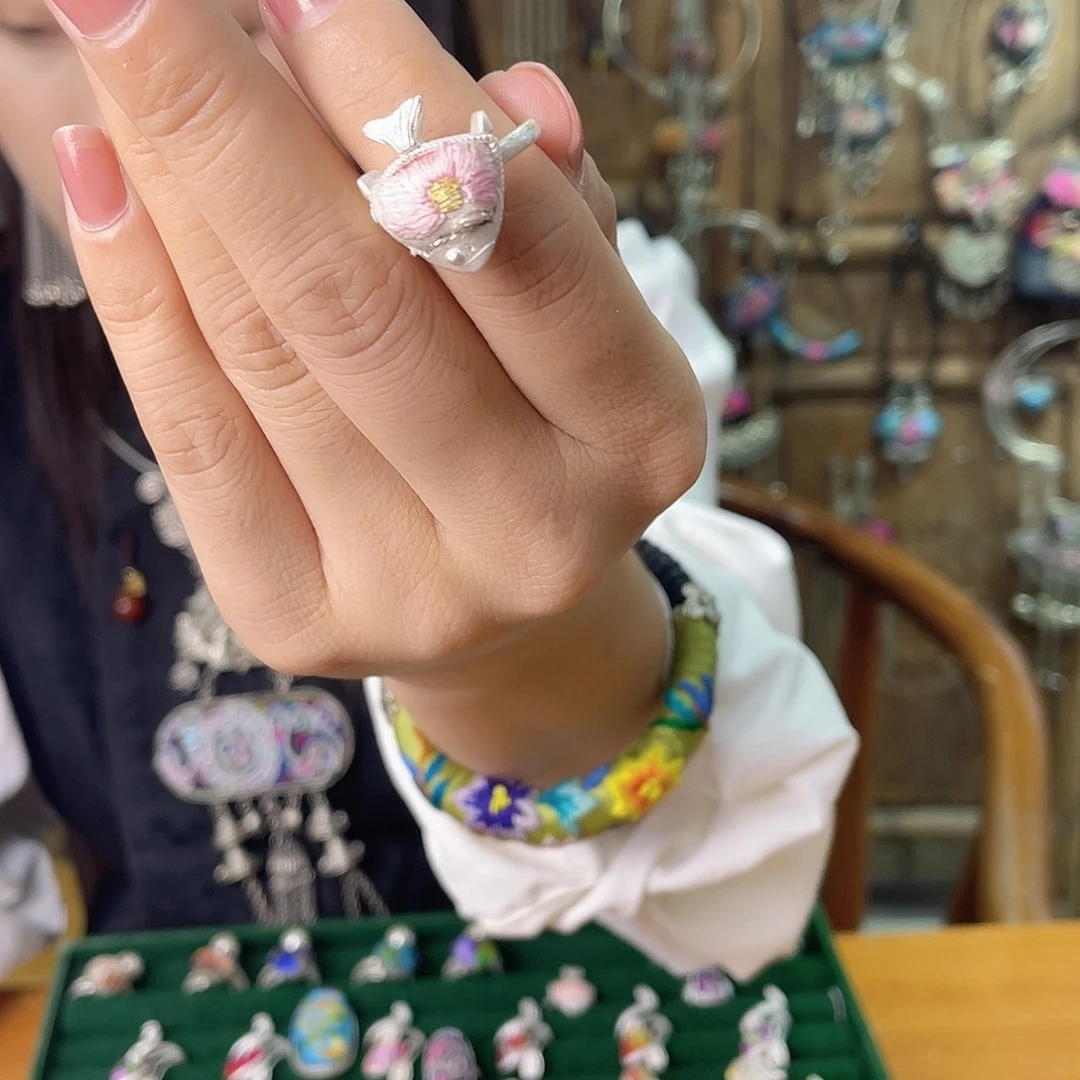 花岗石铁合金戒指